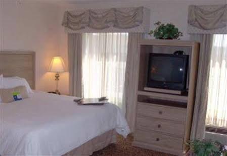 Spark By Hilton West Medical Center 3*