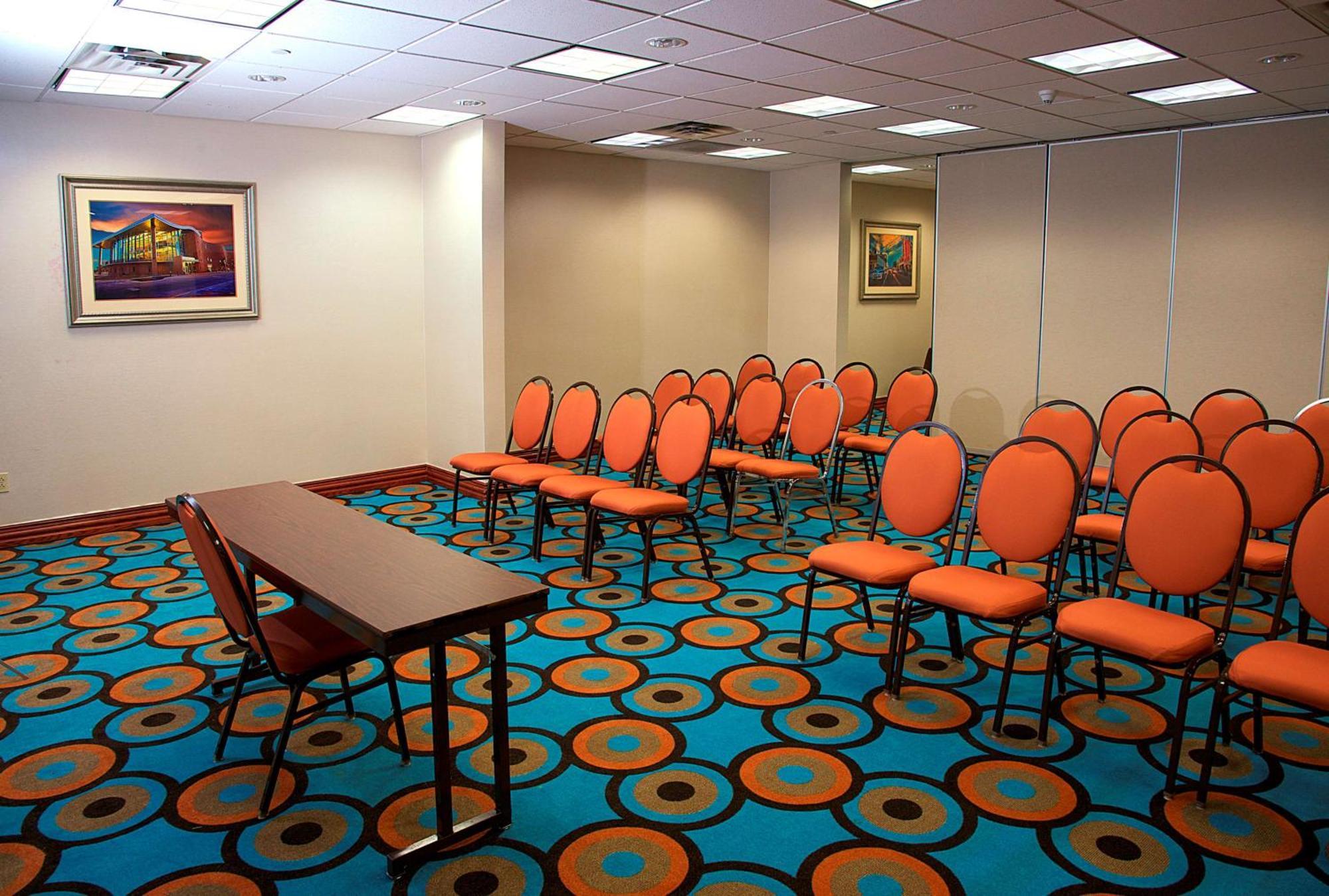 Hotel Spark By Hilton West Medical Center